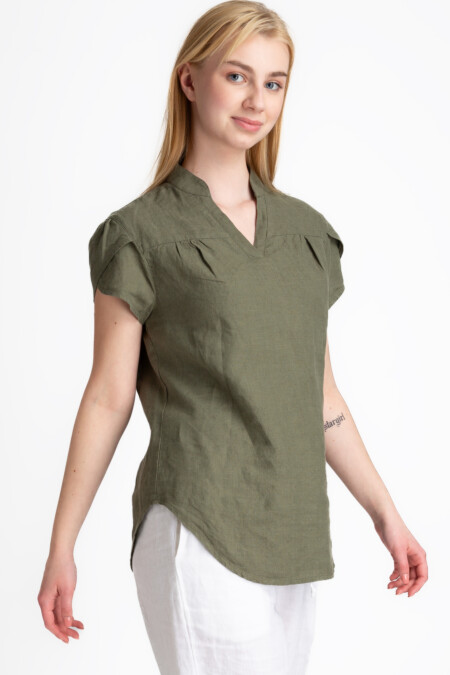 Women Relaxed Fit Linen Shirt with Structured Collar