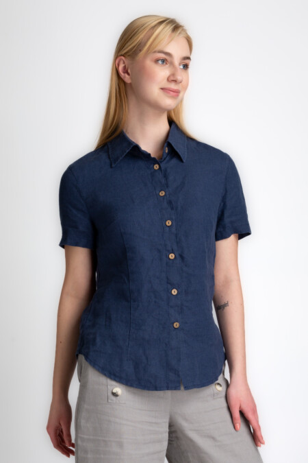 Classic Women's Linen Button-Up Shirt - Wardrobe Essential